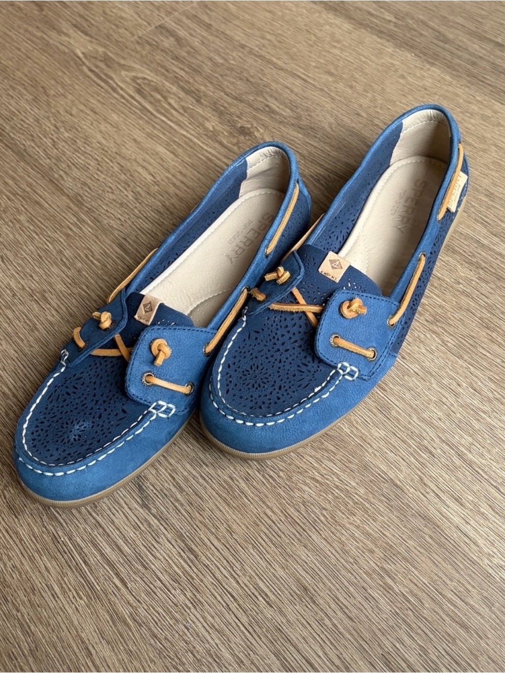 Sperry- Blue Suede Perforated Boat Shoes with Tan Lacing size 9